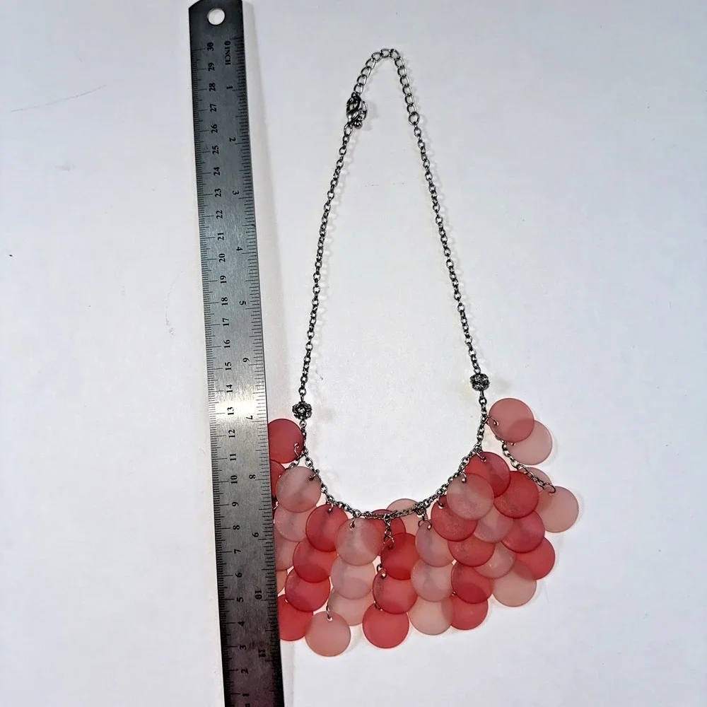 Unbranded Bib Necklace Women OS Pink Coral Excellent Tiered Resin Disc Statement